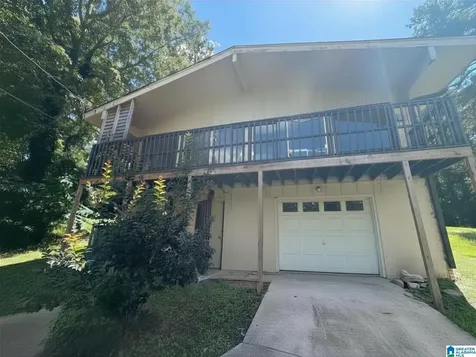 2705 4th Place NW Center Point AL 35215