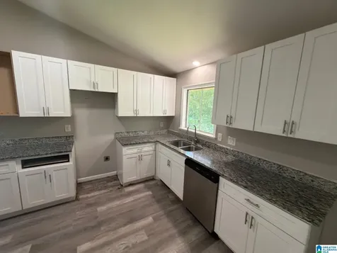 2705 4th Place NW Center Point AL 35215