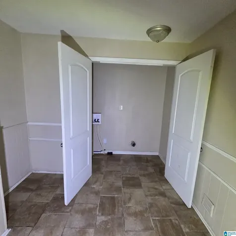 805 Meadowbrook Drive Birmingham AL 35215