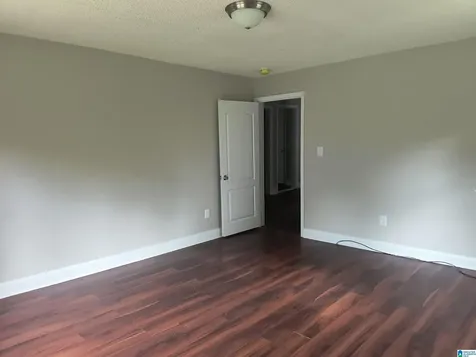 5223 Loop Road Birmingham AL 35224