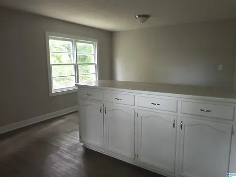 5223 Loop Road Birmingham AL 35224