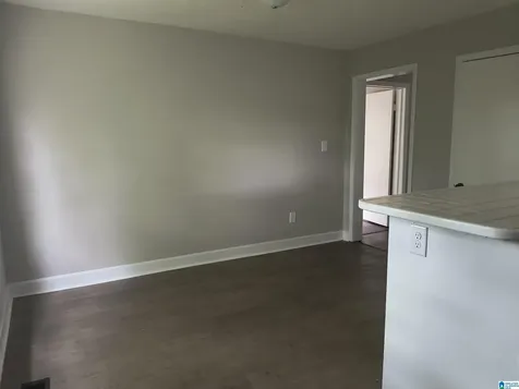 5223 Loop Road Birmingham AL 35224