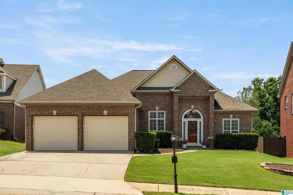 5128 Overlook Circle Bessemer AL 35022