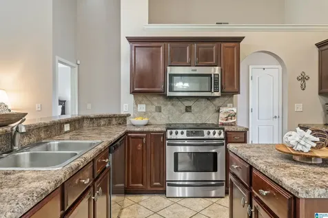 5128 Overlook Circle Bessemer AL 35022
