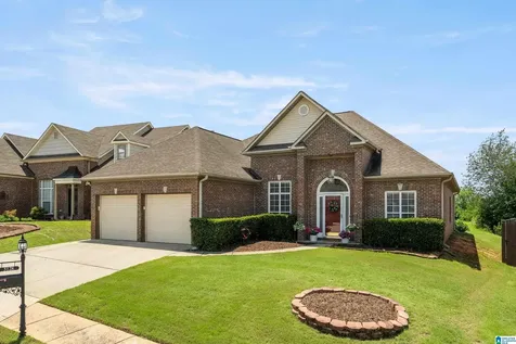 5128 Overlook Circle Bessemer AL 35022
