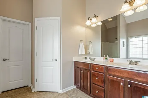 5128 Overlook Circle Bessemer AL 35022