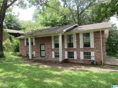 1660 3rd Street NW Center Point AL 35215