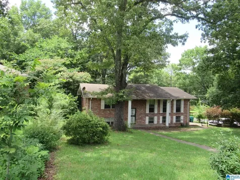 1660 3rd Street NW Center Point AL 35215