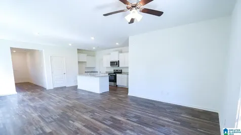 301 Creek Bend Lane Alabaster AL 35007