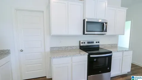 301 Creek Bend Lane Alabaster AL 35007