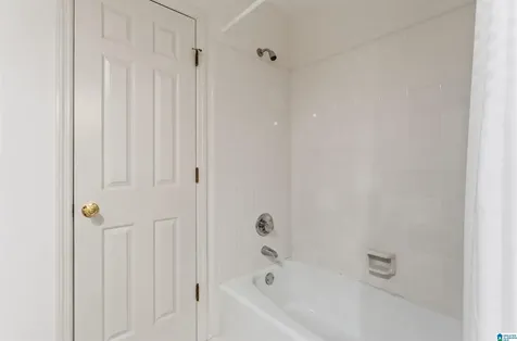 1741 Indian Creek Drive Vestavia Hills AL 35243