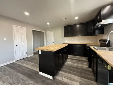 909 Bertram Place Bessemer AL 35023