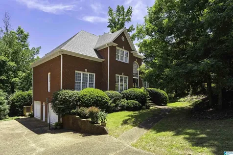 808 May Apple Court Hoover AL 35244