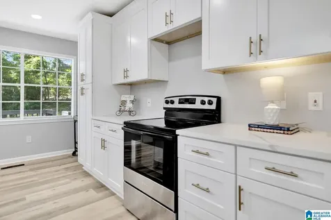 1036 Melissa Circle Leeds AL 35094
