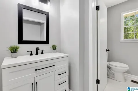 1036 Melissa Circle Leeds AL 35094