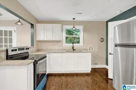 220 25th Avenue NE Center Point AL 35215