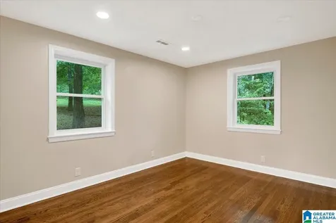 220 25th Avenue NE Center Point AL 35215
