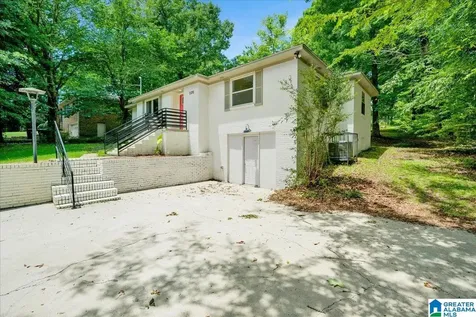 220 25th Avenue NE Center Point AL 35215