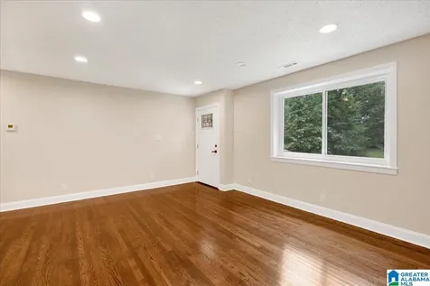 220 25th Avenue NE Center Point AL 35215