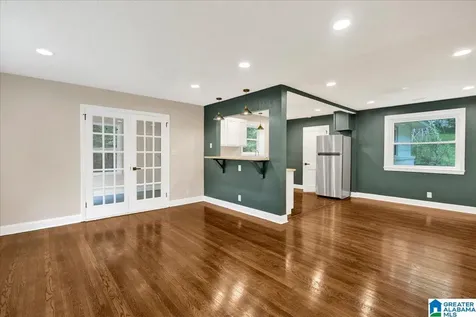 220 25th Avenue NE Center Point AL 35215