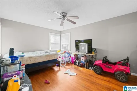 939 Shelton Street Birmingham AL 35215
