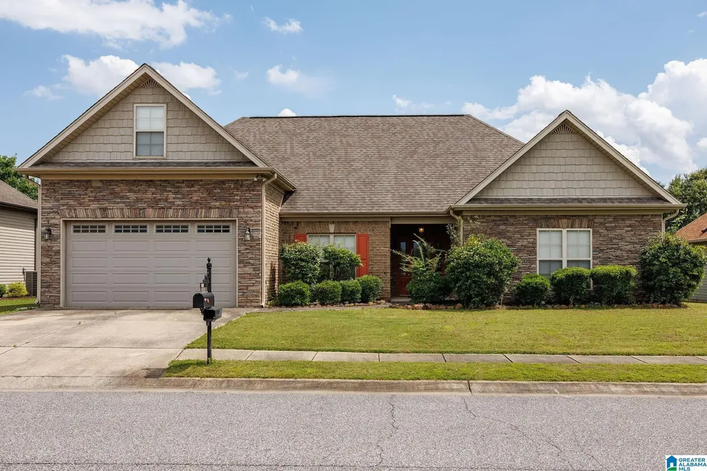 121 Waterford Cove Drive Calera AL 35040