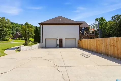 132 Oaklyn Hills Drive Chelsea AL 35043