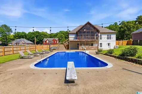 132 Oaklyn Hills Drive Chelsea AL 35043