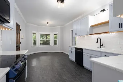 135 Kingsley Road Alabaster AL 35007