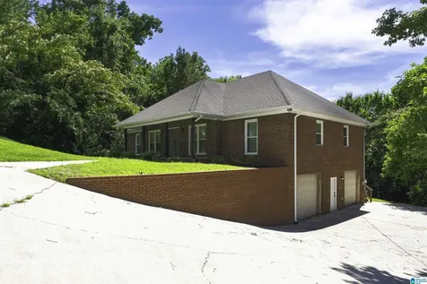 135 Kingsley Road Alabaster AL 35007