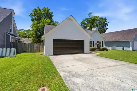 1414 Timber Circle Helena AL 35080