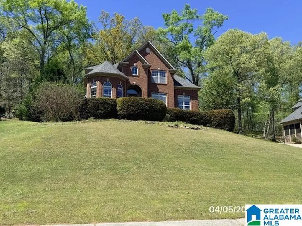 154 Hackberry Circle Chelsea AL 35043