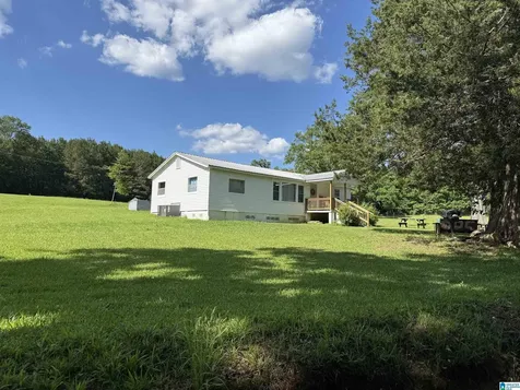 686 Tanyard Hill Road Sylacauga AL 35151
