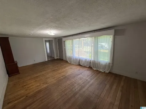 686 Tanyard Hill Road Sylacauga AL 35151