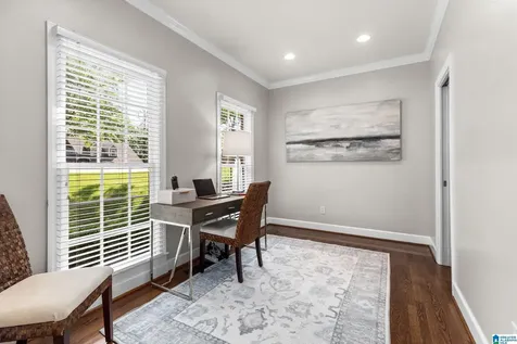 2406 Taralane Trail Vestavia Hills AL 35216