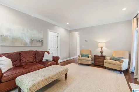 2406 Taralane Trail Vestavia Hills AL 35216