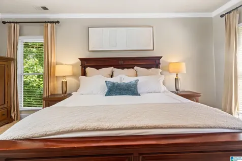 2406 Taralane Trail Vestavia Hills AL 35216