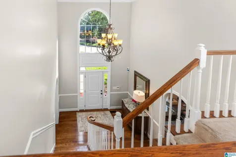 2406 Taralane Trail Vestavia Hills AL 35216
