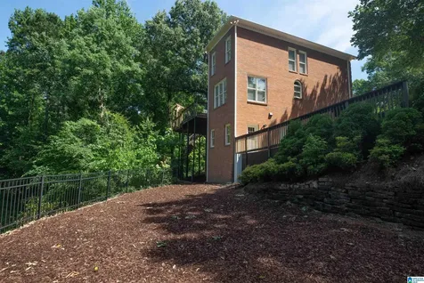 2406 Taralane Trail Vestavia Hills AL 35216