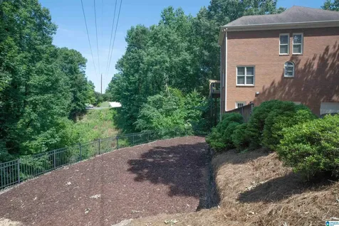 2406 Taralane Trail Vestavia Hills AL 35216