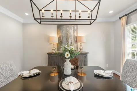 2406 Taralane Trail Vestavia Hills AL 35216