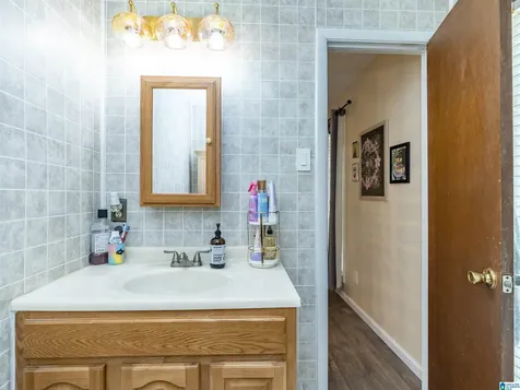 537 Conway Lane Irondale AL 35210