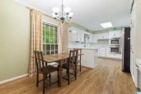 3824 River View Drive Vestavia Hills AL 35243