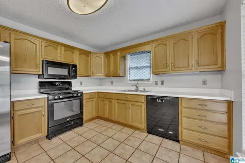 7340 Roper Tunnel Road Trussville AL 35173