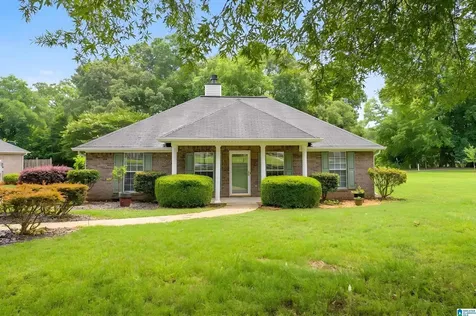 232 Silverstone Lane Alabaster AL 35007