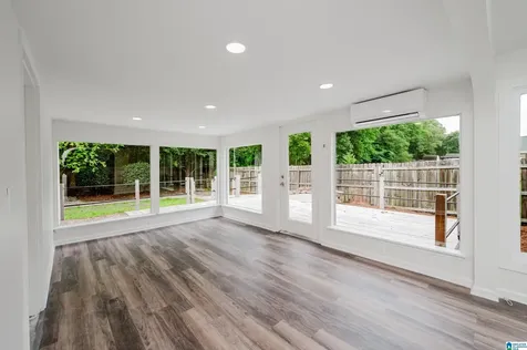 232 Silverstone Lane Alabaster AL 35007