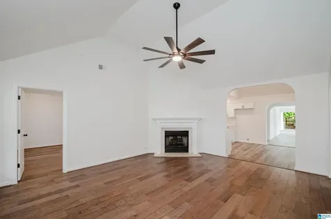 232 Silverstone Lane Alabaster AL 35007