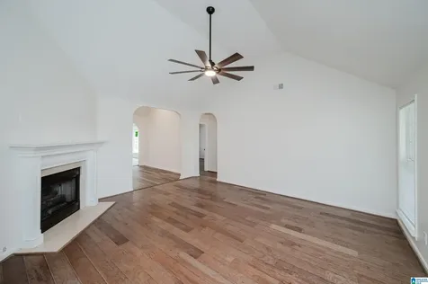 232 Silverstone Lane Alabaster AL 35007