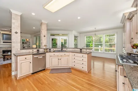 8237 Castlehill Road Hoover AL 35242