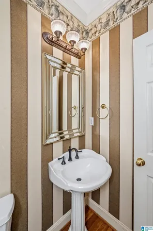 8237 Castlehill Road Hoover AL 35242